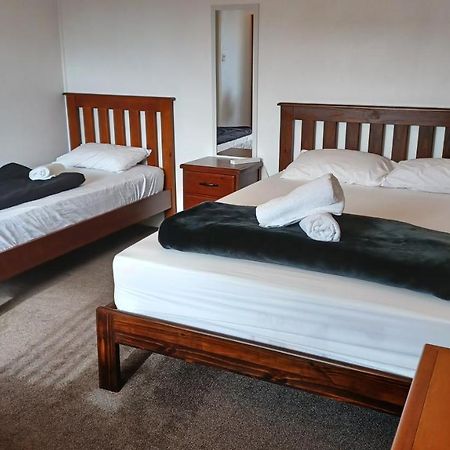 Homestay Family Room, Near The City Center Christchurch Buitenkant foto